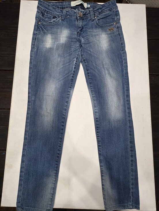 Pants - Vintage Ecko Red Y2K Embroidered Rhinestone Studded Slim Jeans Size 3/4